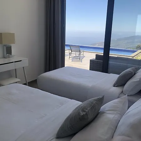 Casa Da Arvore Arco da Calheta (Madeira)