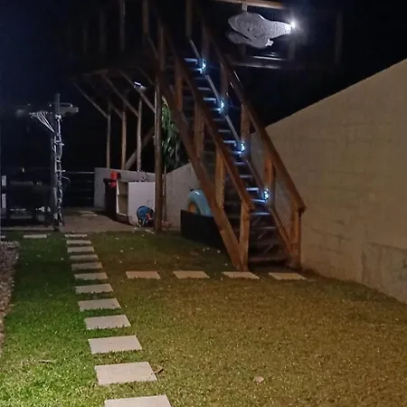 Casa Da Arvore Сasa de vacaciones *