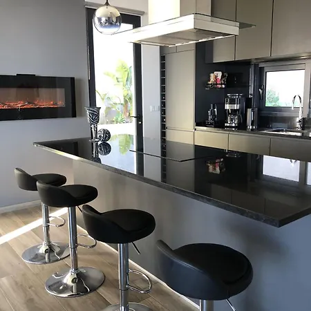 Casa Da Arvore * Arco da Calheta (Madeira)