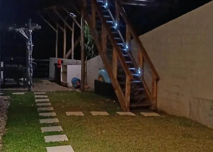 Casa Da Arvore Holiday home *