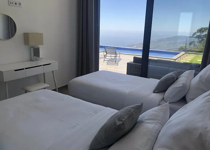 Casa Da Arvore Arco da Calheta (Madeira)